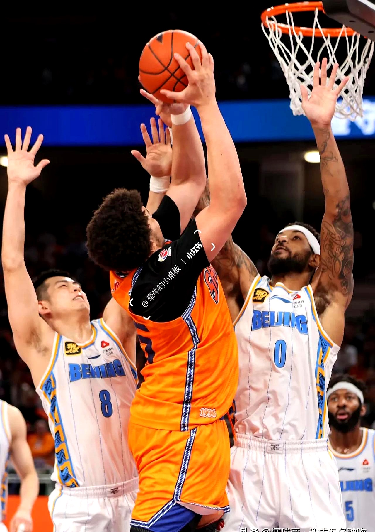 中超赛后再迎强敌，洛杉矶湖人主帅复盘，主帅态度——赛场秩序良好，纪律约束更严格的简单介绍