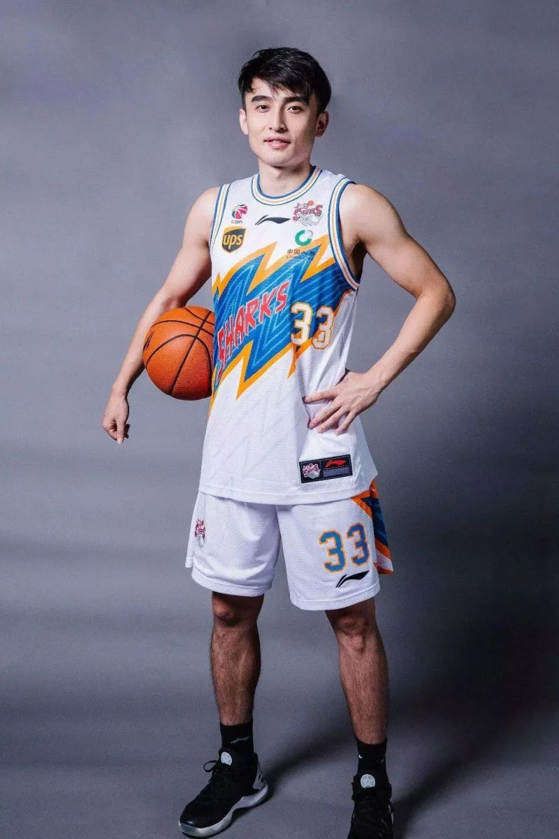 夏洛特黄蜂训练开放日，加时末段战术微调引欢呼，CBA常规赛在即，控场能力受关注的简单介绍